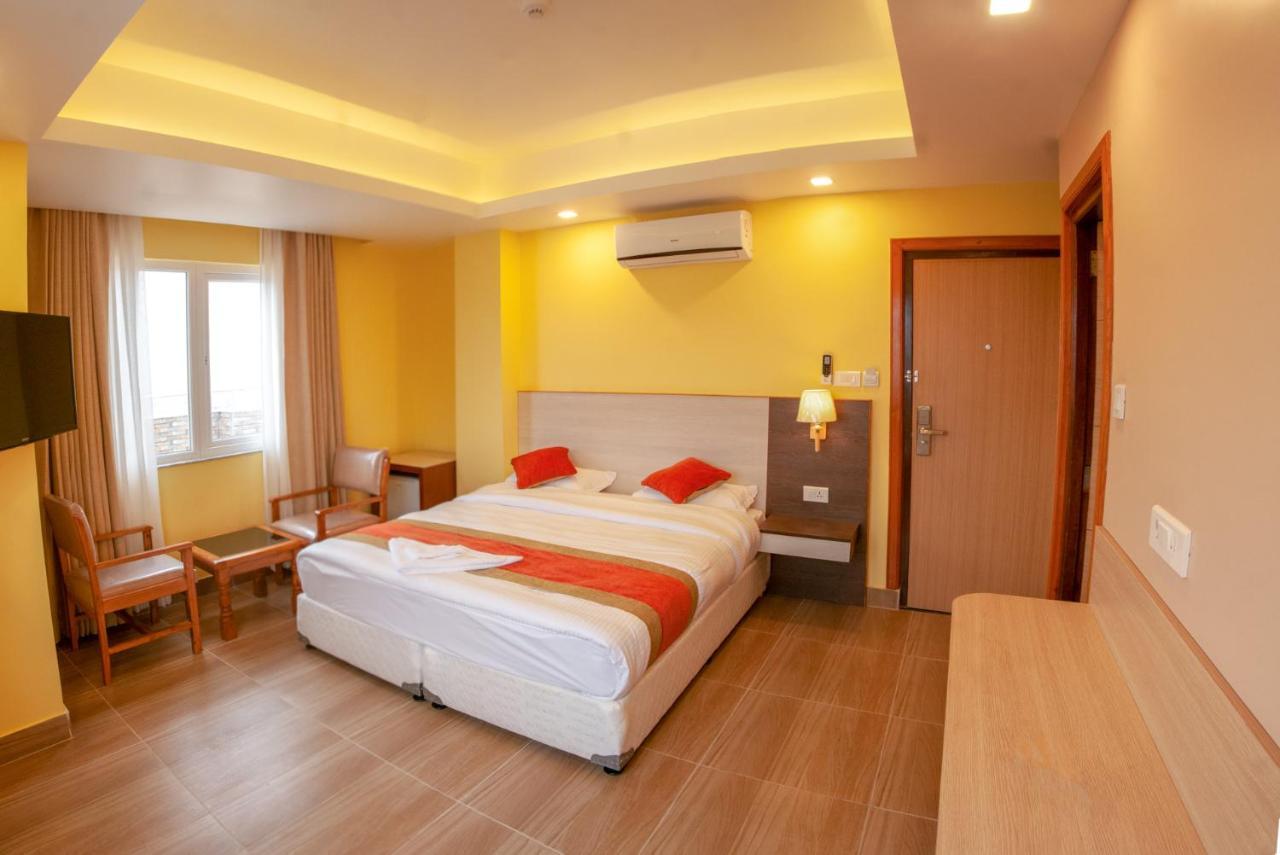 Hotel Krishna Катманду Екстериор снимка