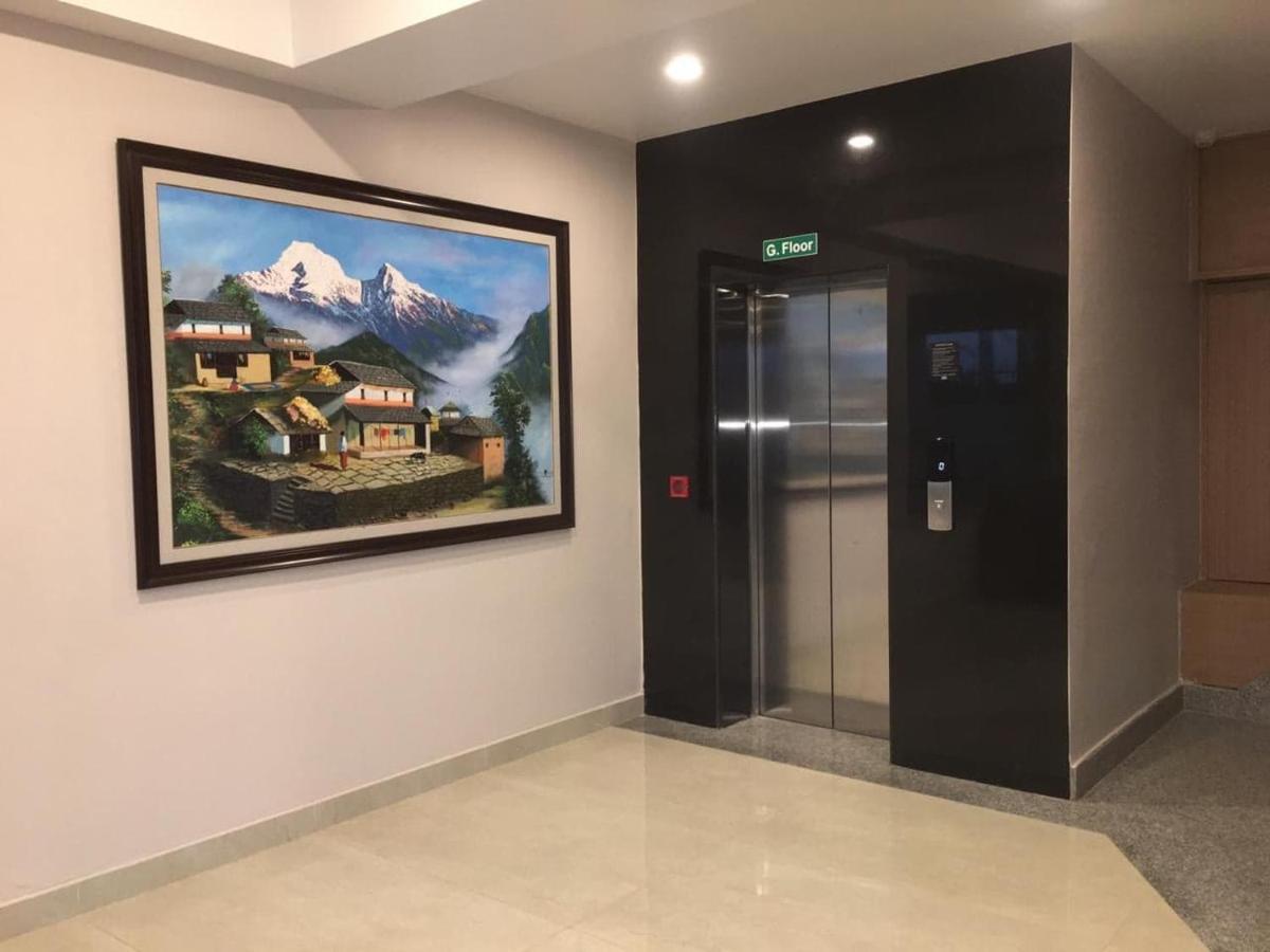 Hotel Krishna Катманду Екстериор снимка