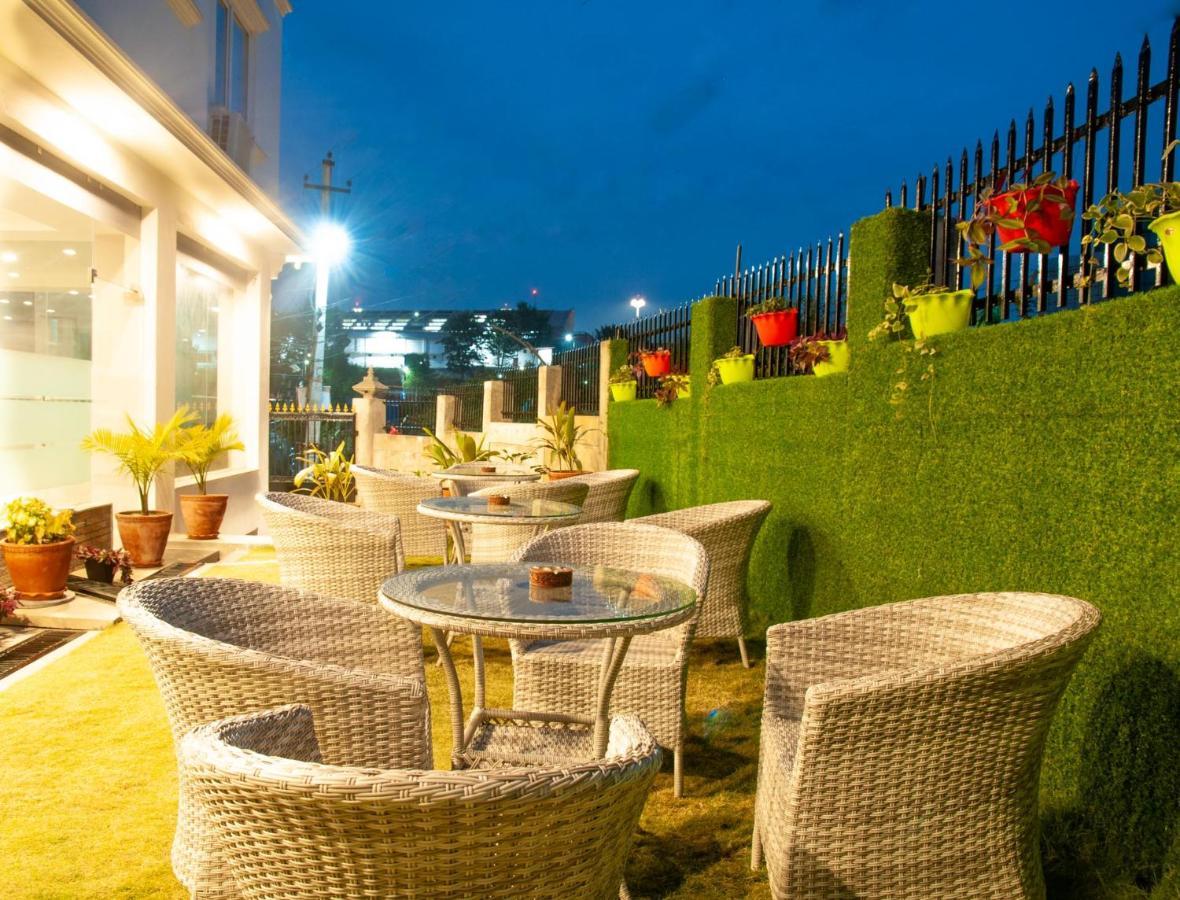 Hotel Krishna Катманду Екстериор снимка