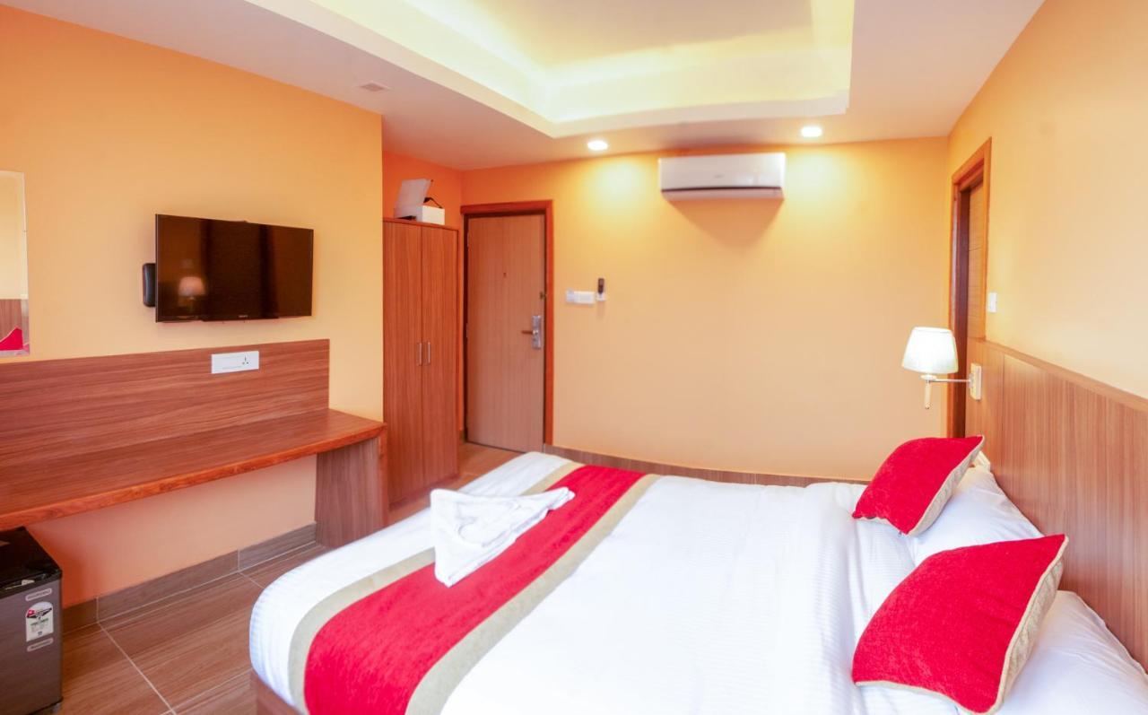 Hotel Krishna Катманду Екстериор снимка