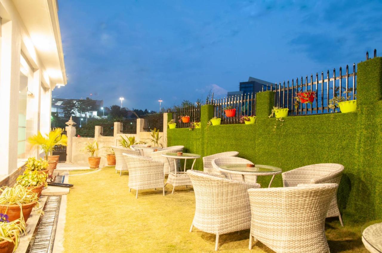 Hotel Krishna Катманду Екстериор снимка
