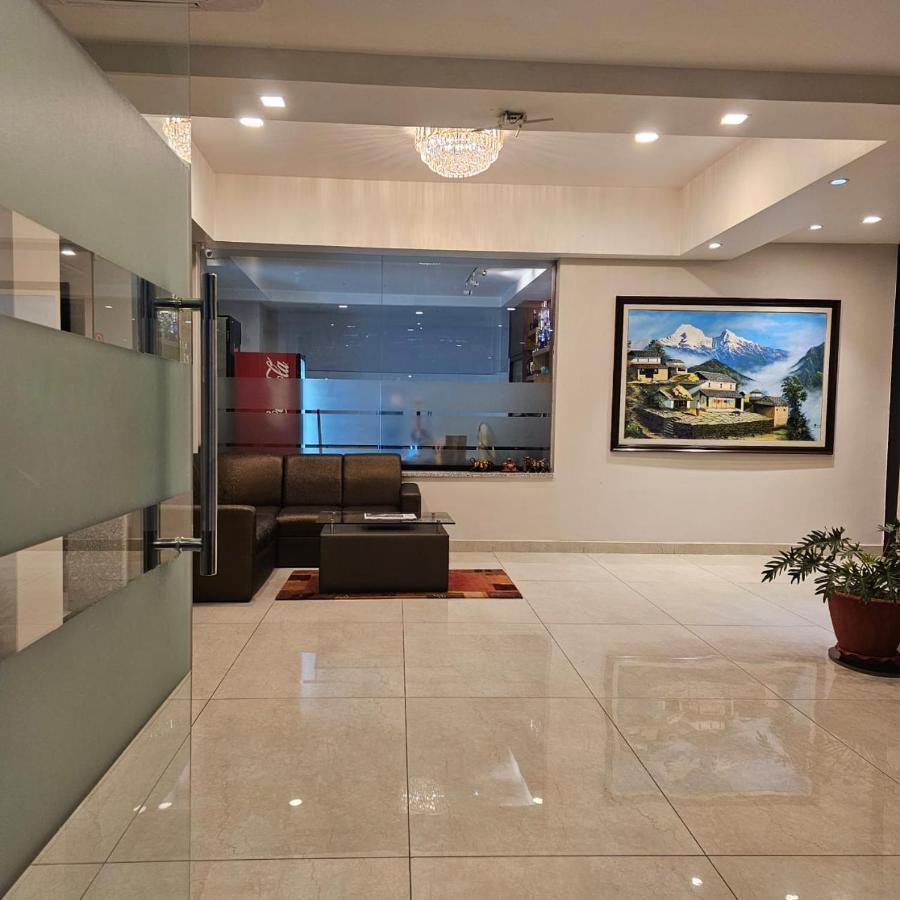 Hotel Krishna Катманду Екстериор снимка