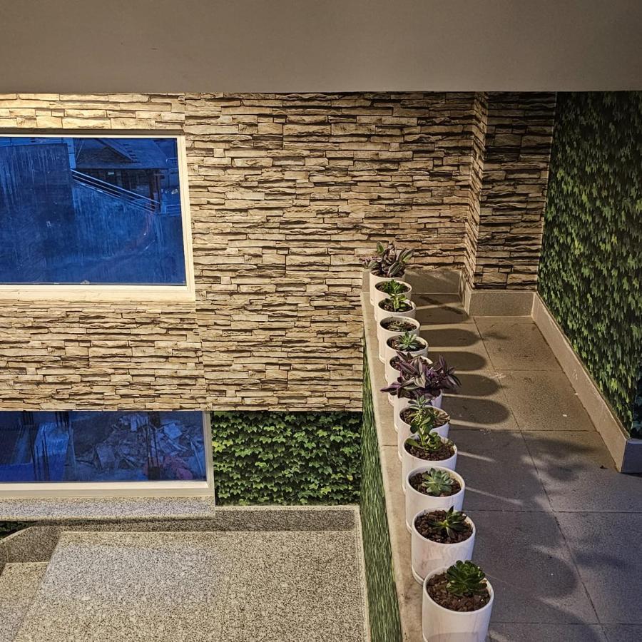 Hotel Krishna Катманду Екстериор снимка
